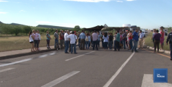 En Cajeme, vecinos de Hornos bloquean carretera para exigir agua potable