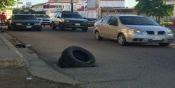 Sin colocar tapadera de registro en la Lázaro Cárdenas