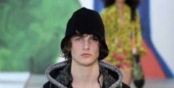 #Foto ¿Michael Kors copia prenda mexicana?