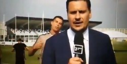 #Video Esto fue lo que hizo CR7 a espaldas de un periodista