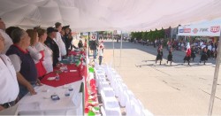 Realizan desfile cívico militar por independencia