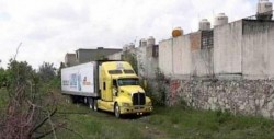 Abandona Fiscalía de Jalisco tráiler con cerca de 100 cadáveres