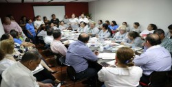 Rastreadoras firman acuerdos con Gobierno del Estado