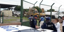 Muere hombre aplastado por estructura metálica