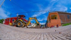 Repara JUMAPAM fuga de agua en la Flores Magón