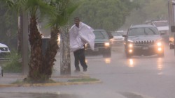 Confirman autoridades un muerto por lluvias en Mochis