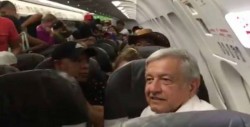 AMLO queda atrapado 5 horas en Aeropuerto de Huatulco por lluvias
