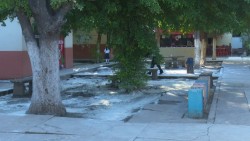 No pasan por la basura en la escuela 4