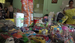 Niños con capacidades especiales donan víveres a damnificados