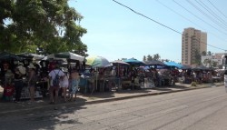 Reportan bajas ventas comerciantes de artesanías