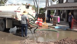 Llaman a constructora a tener cuidado con tuberías del malecón