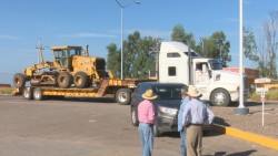 Inicia obras públicas con acciones de reparación de red hidroagrícola en el Carrizo