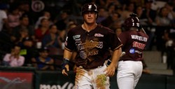 Tomateros cae en juego inaugural