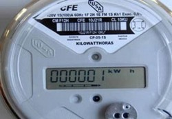 Empresarios buscarán el amparo contra las altas tarifas de luz