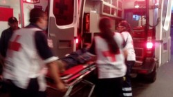 Lo atacan a balazos, lo dejan mal herido