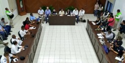 Mazatlán en alerta roja ante "Willa"; Decretan suspensión de actividades