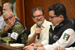 Mazatlán en alerta roja por Huracán "Willa"