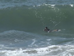 Con marea alta el Mar de Mazatlán