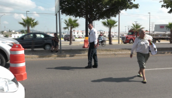 Tránsito mantiene en marcha operativo de seguridad en panteones