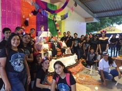 Aumenta la venta de productos esotéricos durante el Día de Muertos