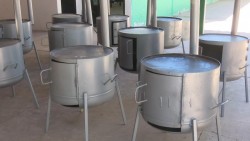 Entregan 40 estufas ecológicas