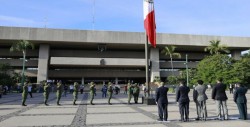 Izamiento de la bandera por día de la Revolución Mexicana