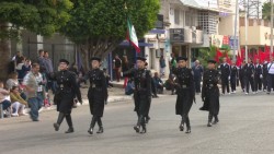 Se realiza desfile por el 108 aniversario de la revolución mexicana