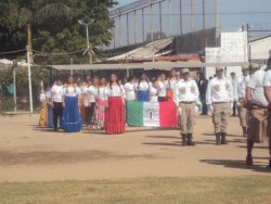 Desfilan internos del Penal de Culiacán