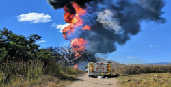Toma clandestina provoca incendio en ducto de PEMEX en Jalisco