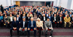 López Obrador confirma al SNTE desaparición de la evaluación