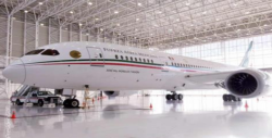 Se va de México el avión presidencial