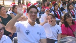 Realizan desfile por el día de personas con discapacidad