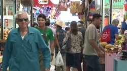Locatarios del Mercado Pino Suaréz inconformes por remodelación