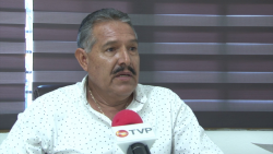 Inconformes los maestros por descuentos en su cheque