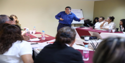 Capacitan a personal del DIF en materia de ciberdelitos