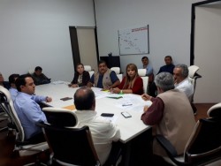 Levantan paro trabajadores de salud