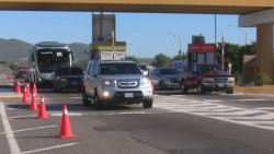 Viajeros buscan llegar con sus familias para navidad
