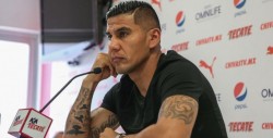 Carlos Salcido anuncia su retiro "dolido" por los malo tratos en las Chivas