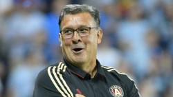 El "Tata" Martino llega a México para hacerse cargo del Tri