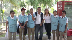 Organiza Acuario festejo especial a jóvenes del CAM