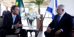 Bolsonaro condecora a Netanyahu tras alianza inédita entre Brasil e Israel