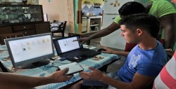 Más de 70.000 cubanos se conectan a internet desde sus hogares