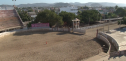 Corrida de toros continua sin permiso
