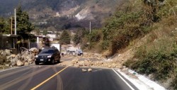 Sismo en Chiapas provoca derrumbes en Guatemala