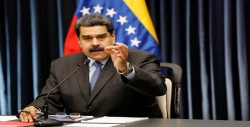 Gobierno de Maduro "revisará" relaciones con países que reconocieron a Guaidó