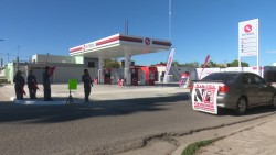 Vecinos se mantienen en  la lucha de retirar estación de servicio