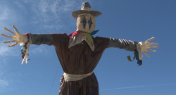 Alcalde de Mazatlán califica como “feos” a los monigotes del Carnaval