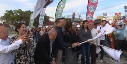 Dan banderazo para la techumbre de la alberca olímpica