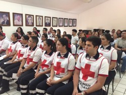 Socorristas de Cruz Roja Mazatlán reciben constancias
