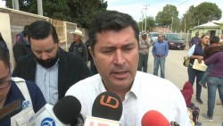 Gobierno estatal apoyará para reparar drenajes en Ahome